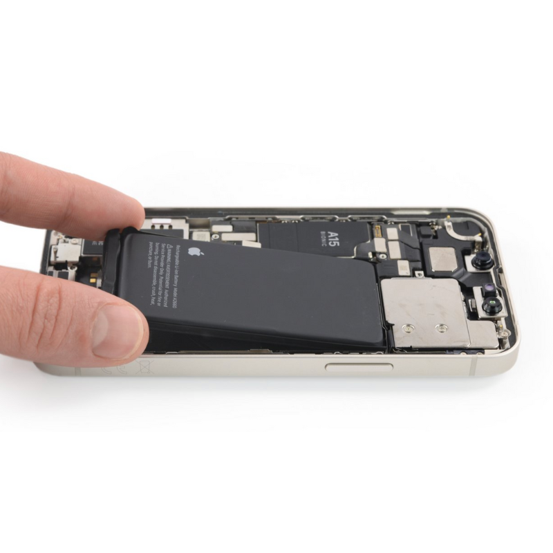 iPhone 13 battery replacement